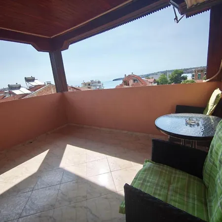 Yanina Guest house 3*