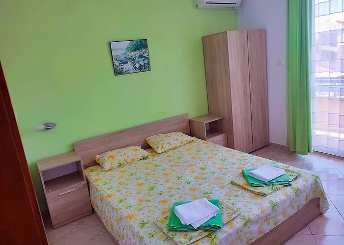 Casa de hóspedes Yanina 3*